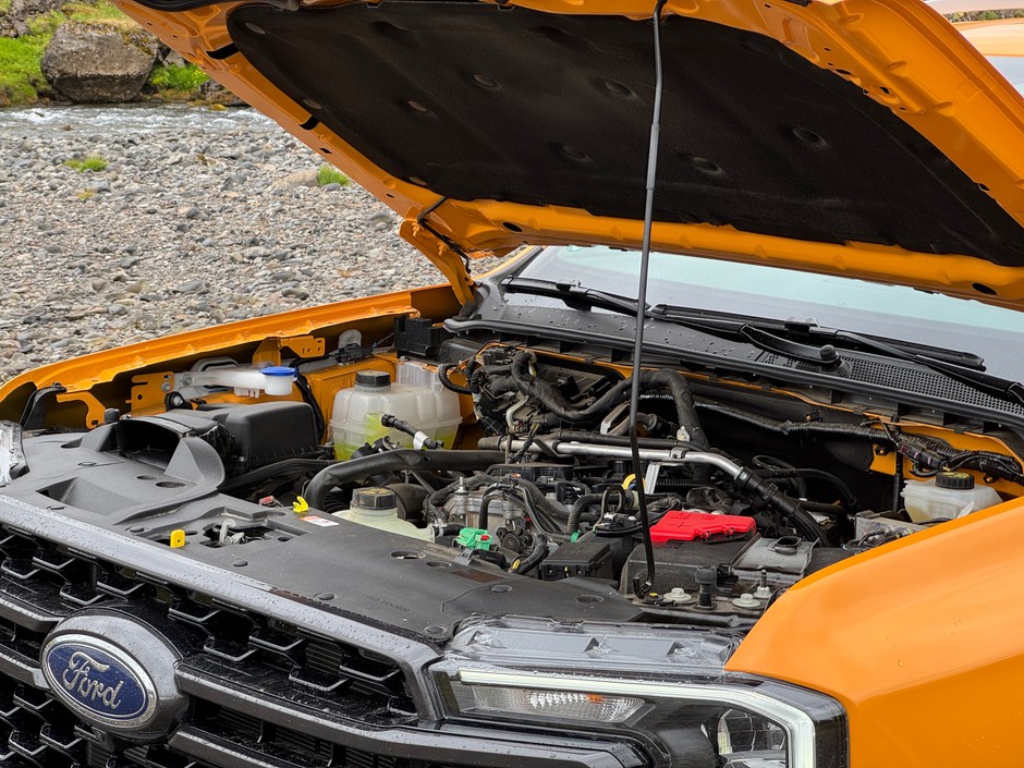 Ford Ranger PHEV 2025
