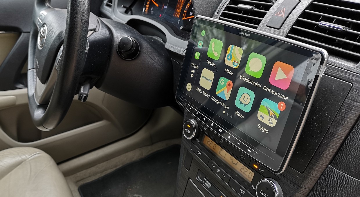 Lepsze radio w miejsce fabrycznego