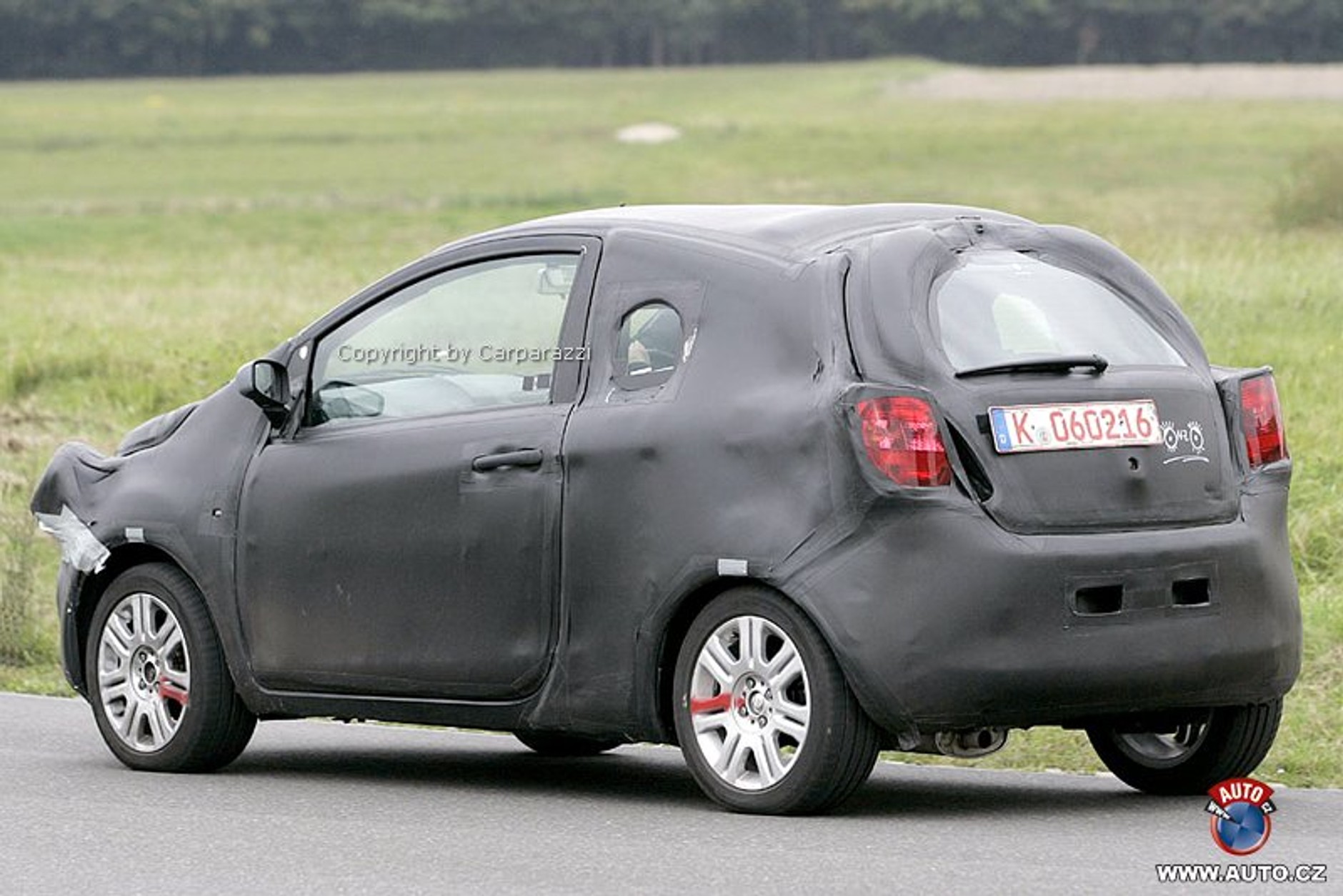 Zdjęcia szpiegowskie: Ford Ka - misja zakończy się w Polsce.