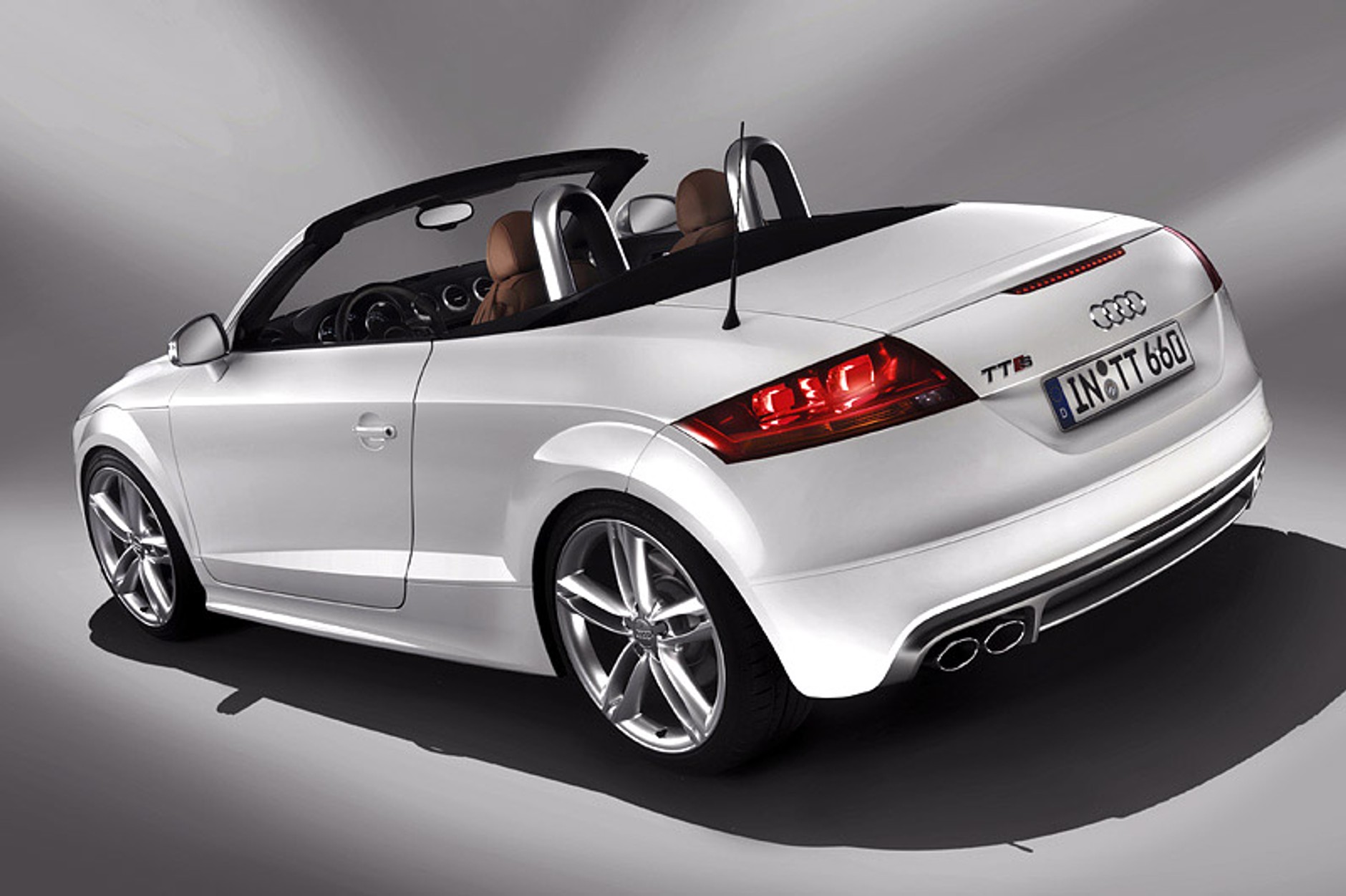 Audi TTS: 200 kW z 2,0 TFSI (oficjalne informacje)