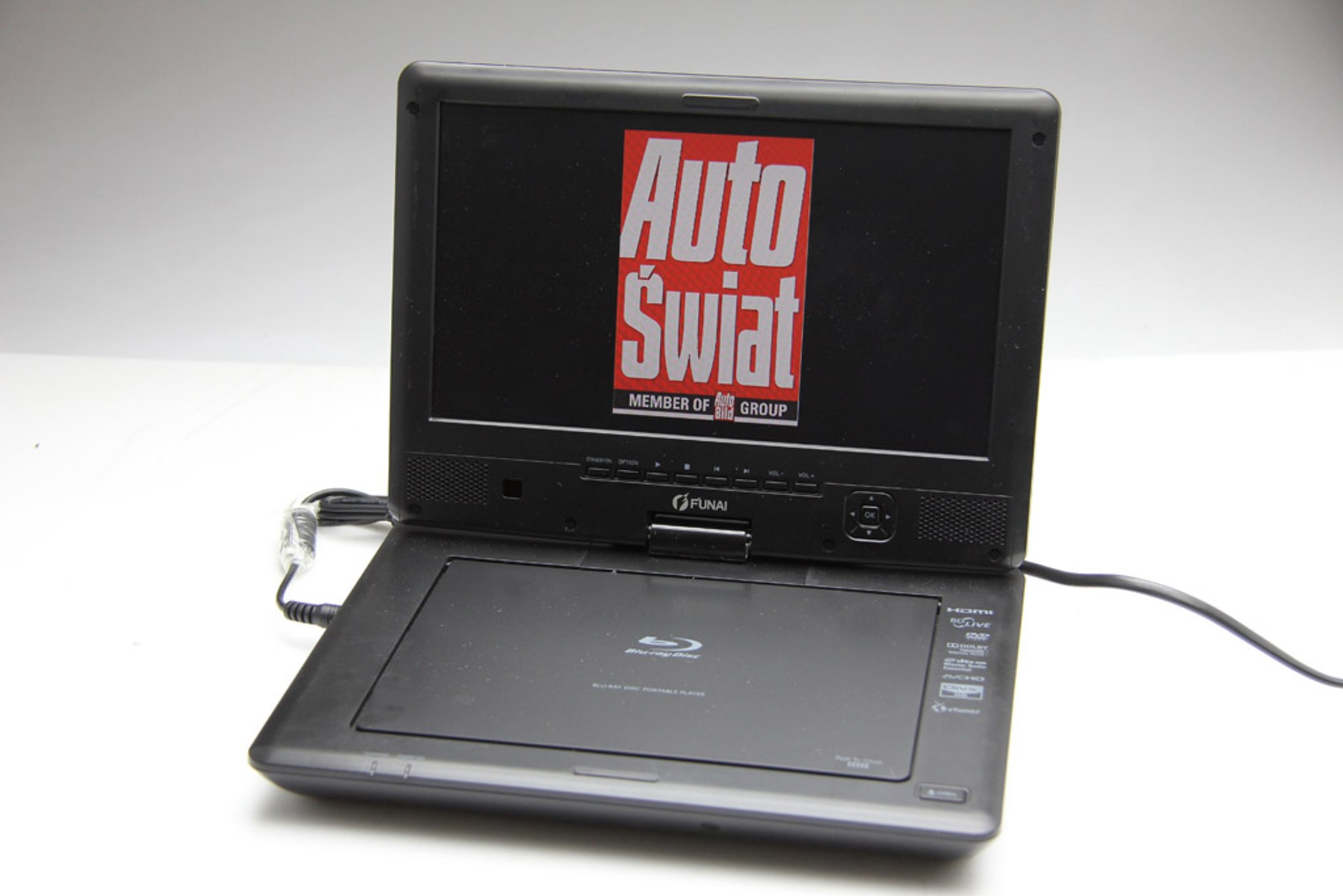 Mobilne kino nie tylko na wakacje - test 11 odtwarzaczy DVD