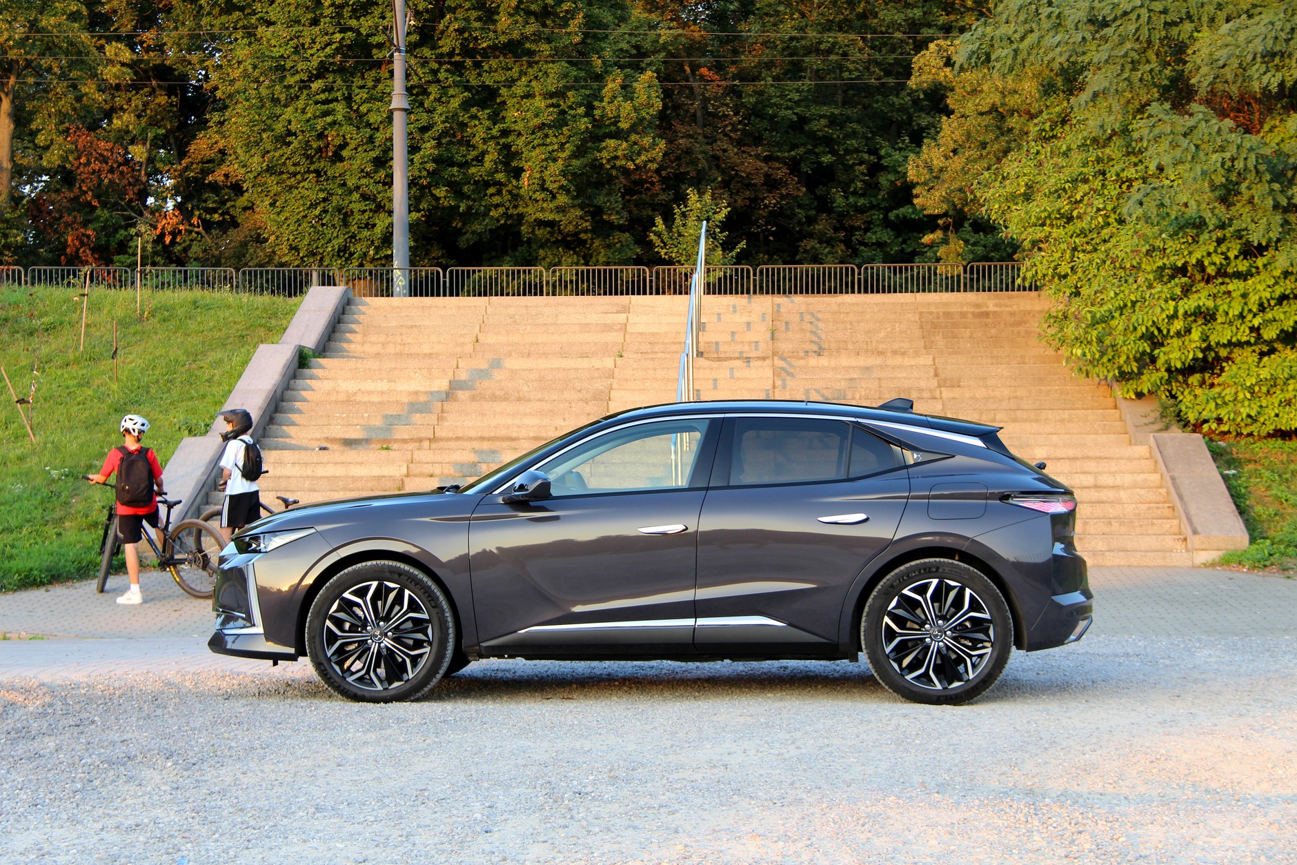 DS 4 PHEV Antoine De Saint Exupery