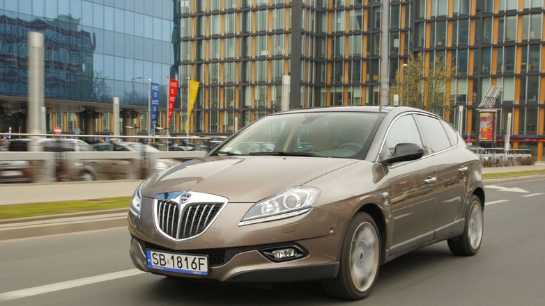Lancia Delta: kompakt dla indywidualistów