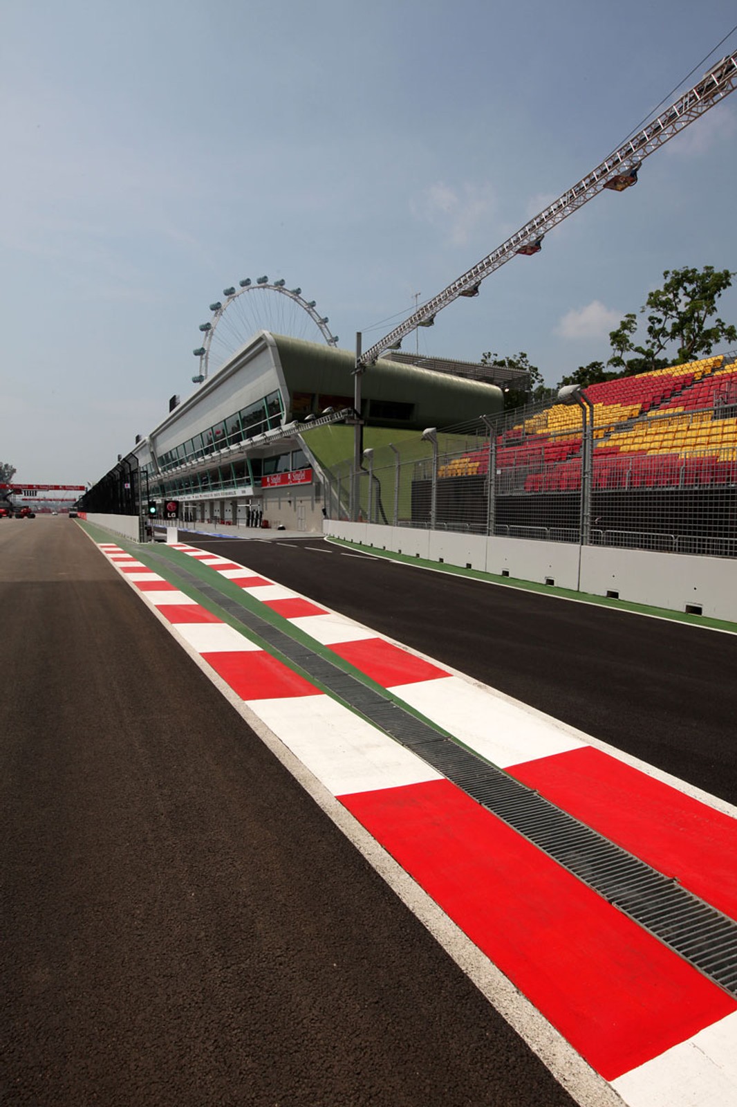 Grand Prix Singapuru 2009: sukces Hamiltona - fotogaleria Jiři Křenek