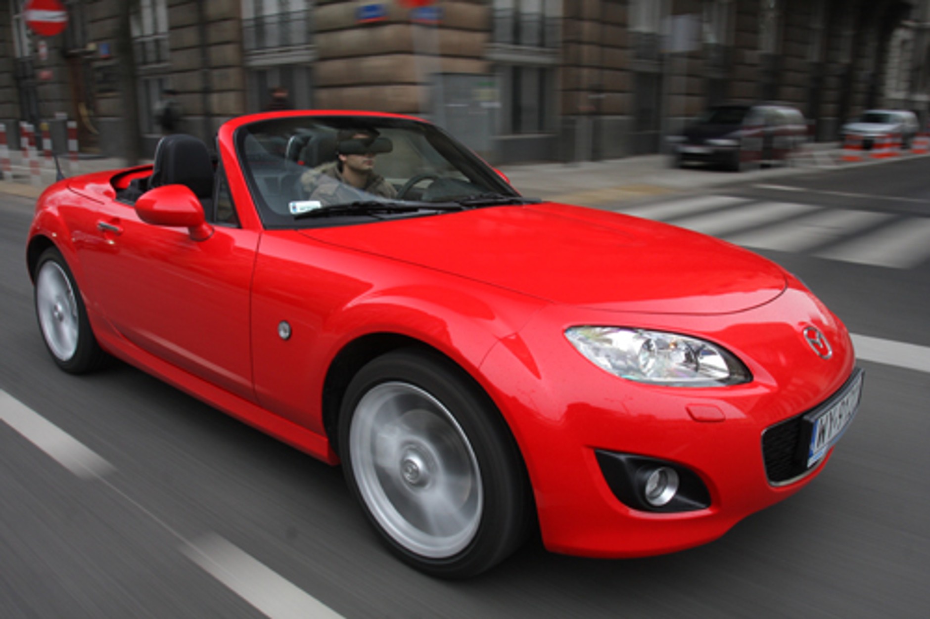 Mazda MX-5 2.0 MZR: Kusicielka