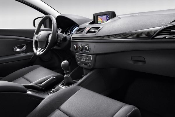 Renault Megane Coupe Color Edition