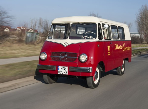 Czy odróżnisz Autosana od Jelcza? Znane pojazdy z epoki PRL