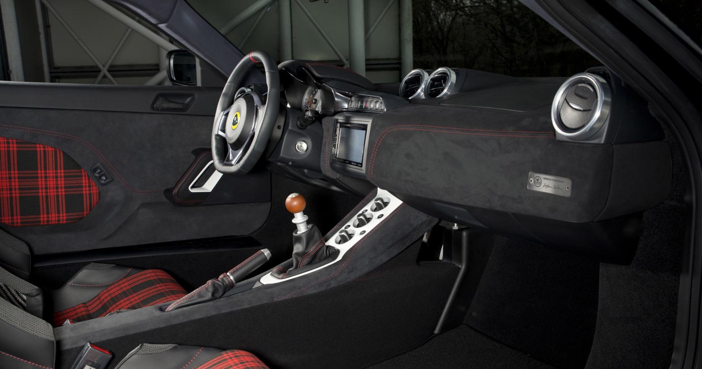 Lotus Evora Sport 410 - na cześć Jamesa Bonda
