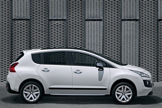 peugeot_3008_hybrydowy