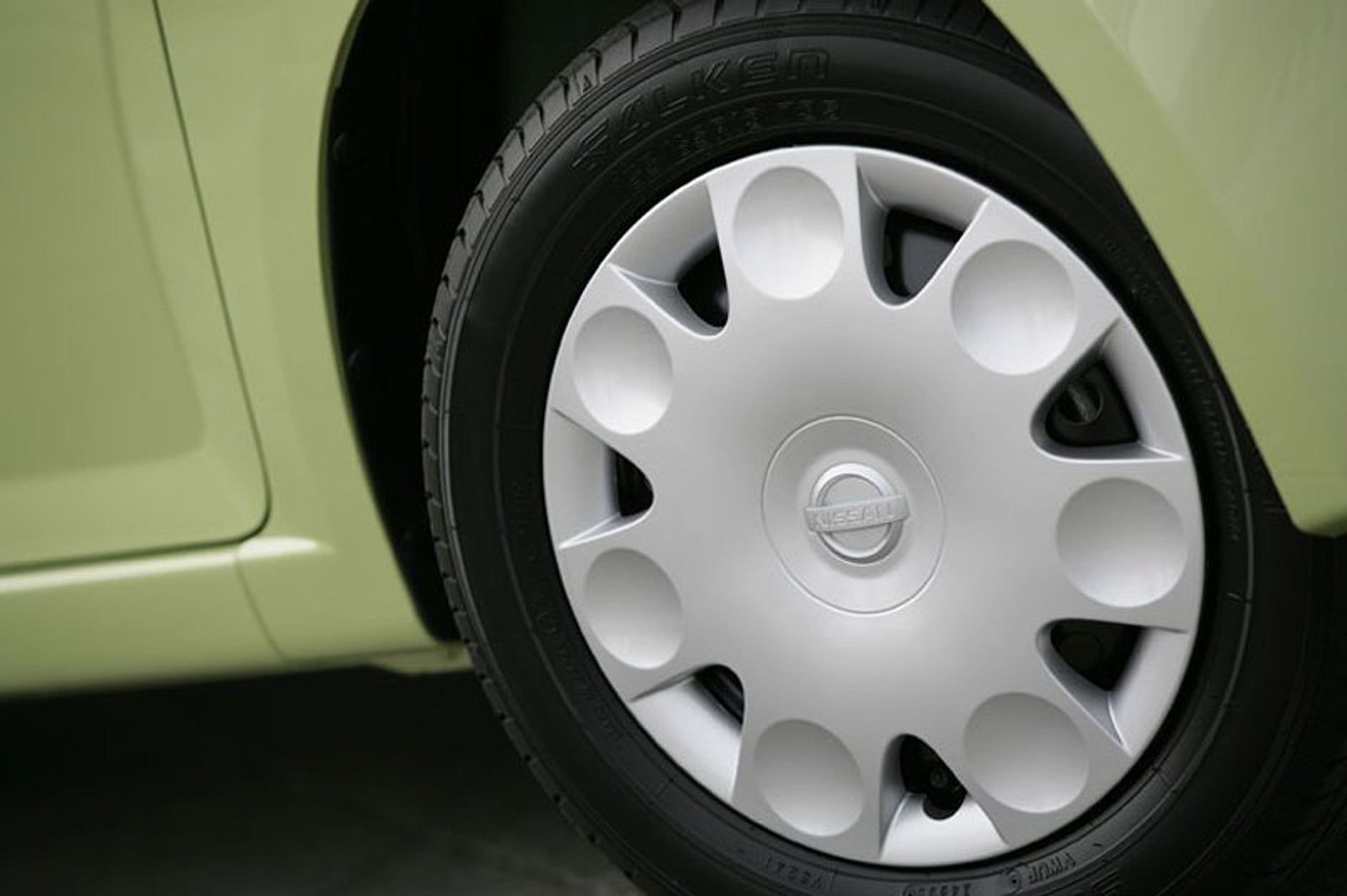 Nissan Pino – kolejny maluch