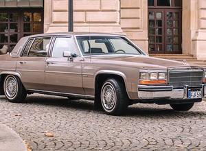 Cadillac sedan DeVille Diesel - miał jeden z najgorszych silników w historii motoryzacji