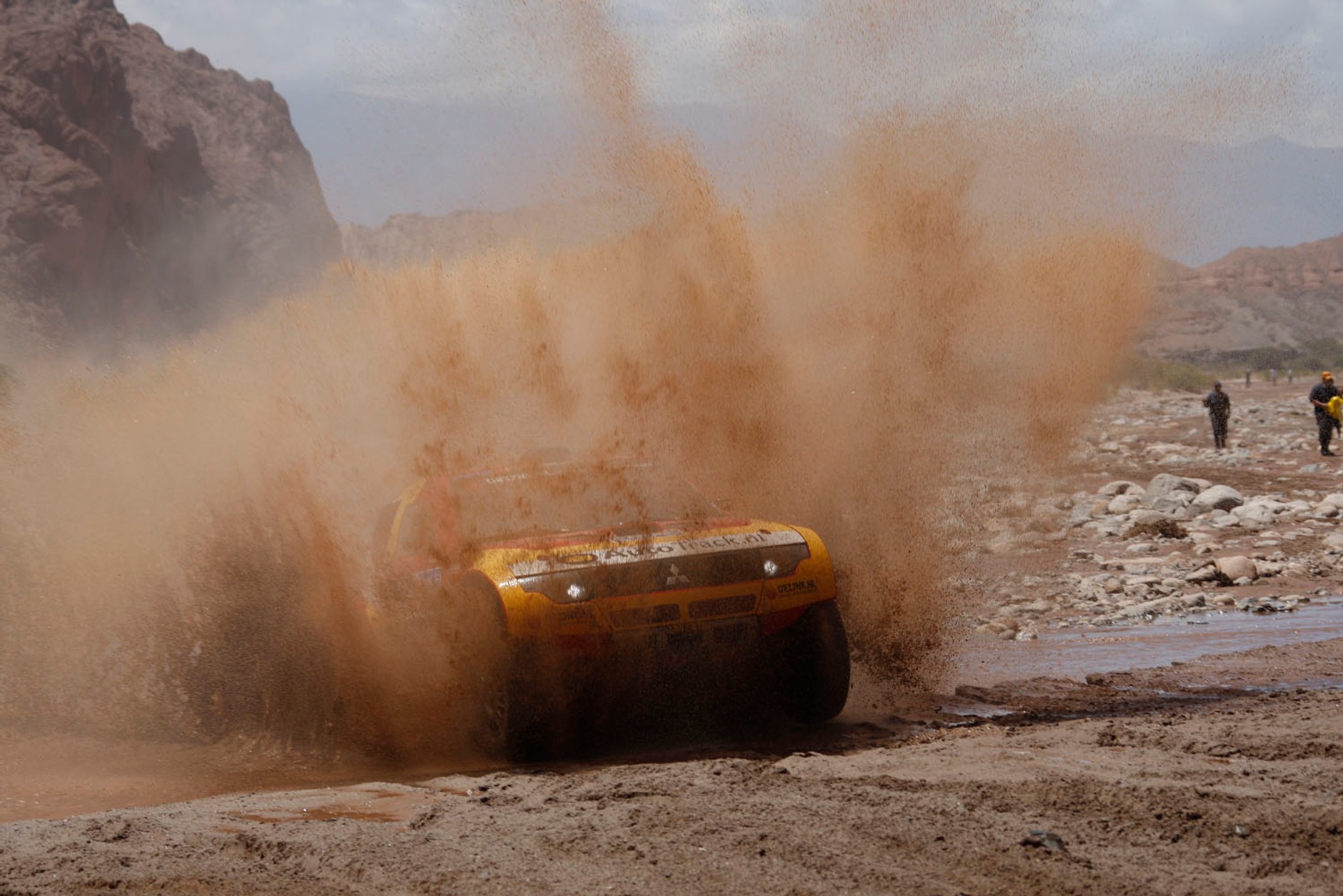 Rajd Dakar 2010: rewelacyjny Hołowczyc, dobra jazda motocyklistów (3.etap, wyniki, fot. Willy Weyens)