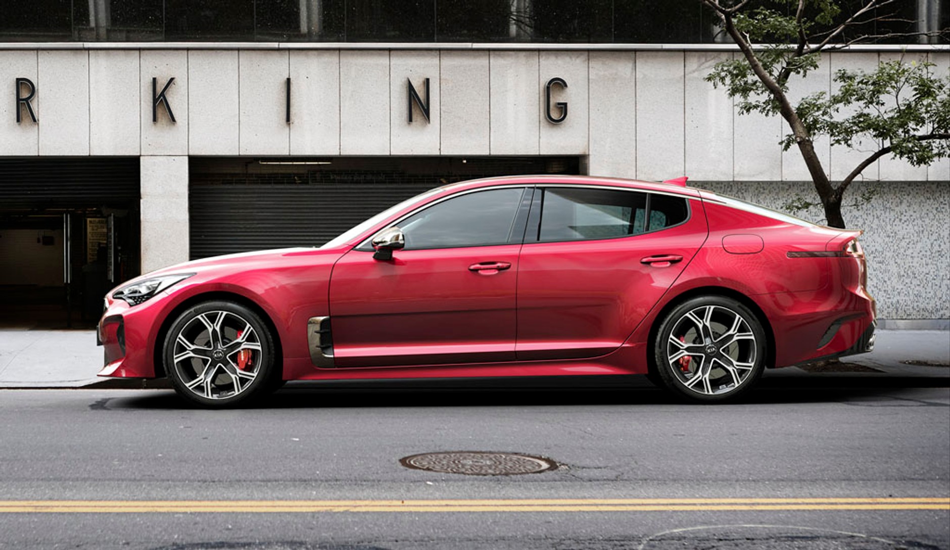 Kia Stinger - design tak odważny jak nigdy dotąd w Kii