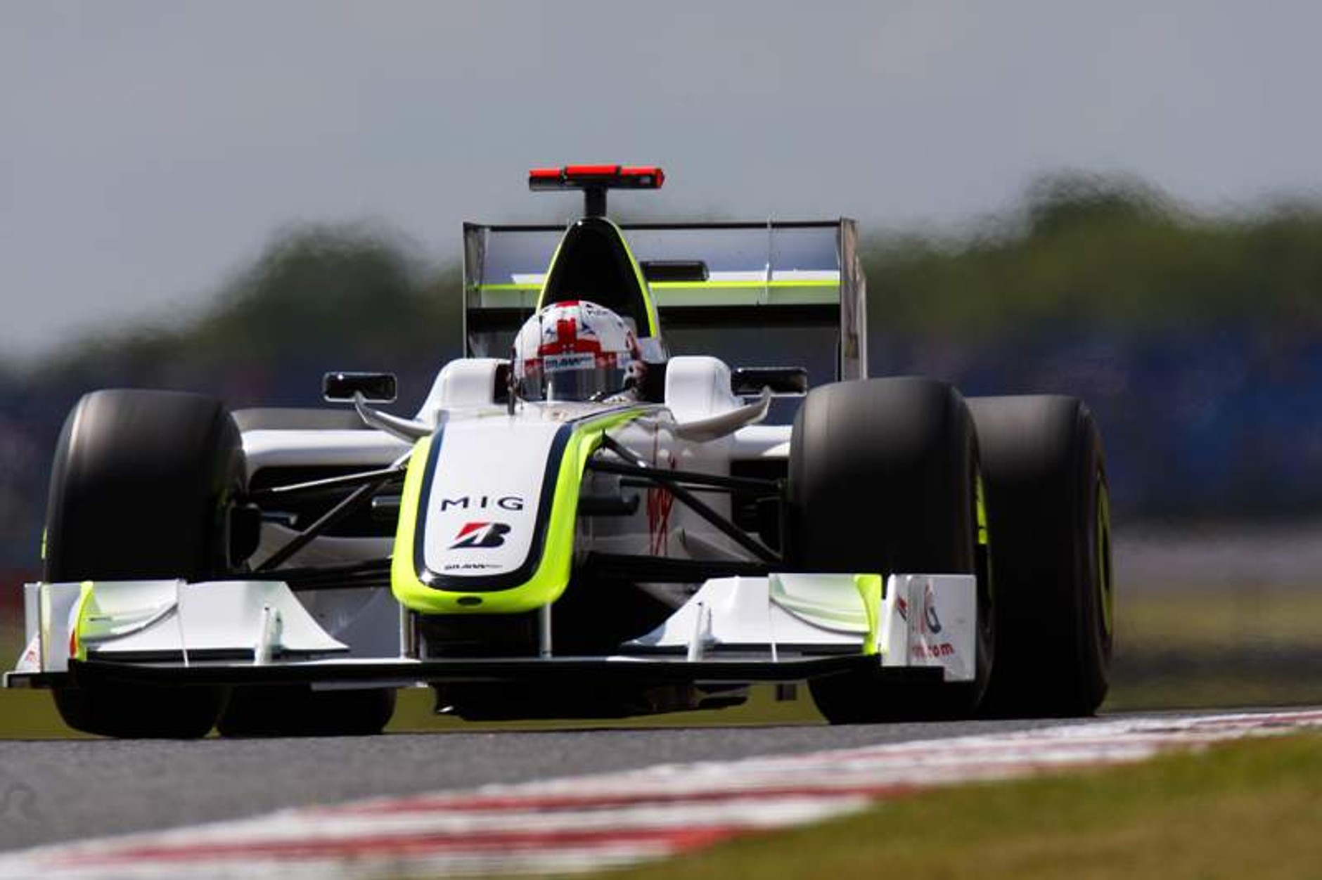 Grand Prix Wielkiej Brytanii 2009: trzeci triumf Vettela (fotogaleria)