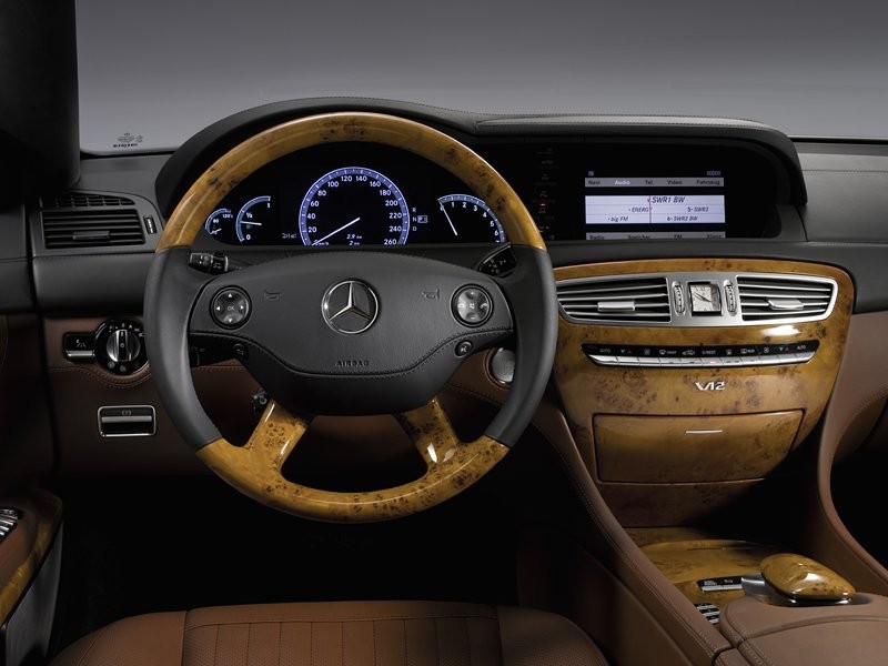 Mercedes-Benz CL: nowa generacja luksusowego coupe