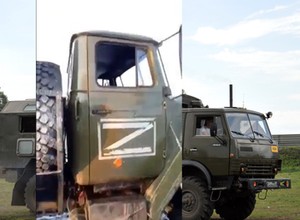 Co oznaczają symbole na rosyjskich pojazdach? Ukraina rozszyfrowała znaki