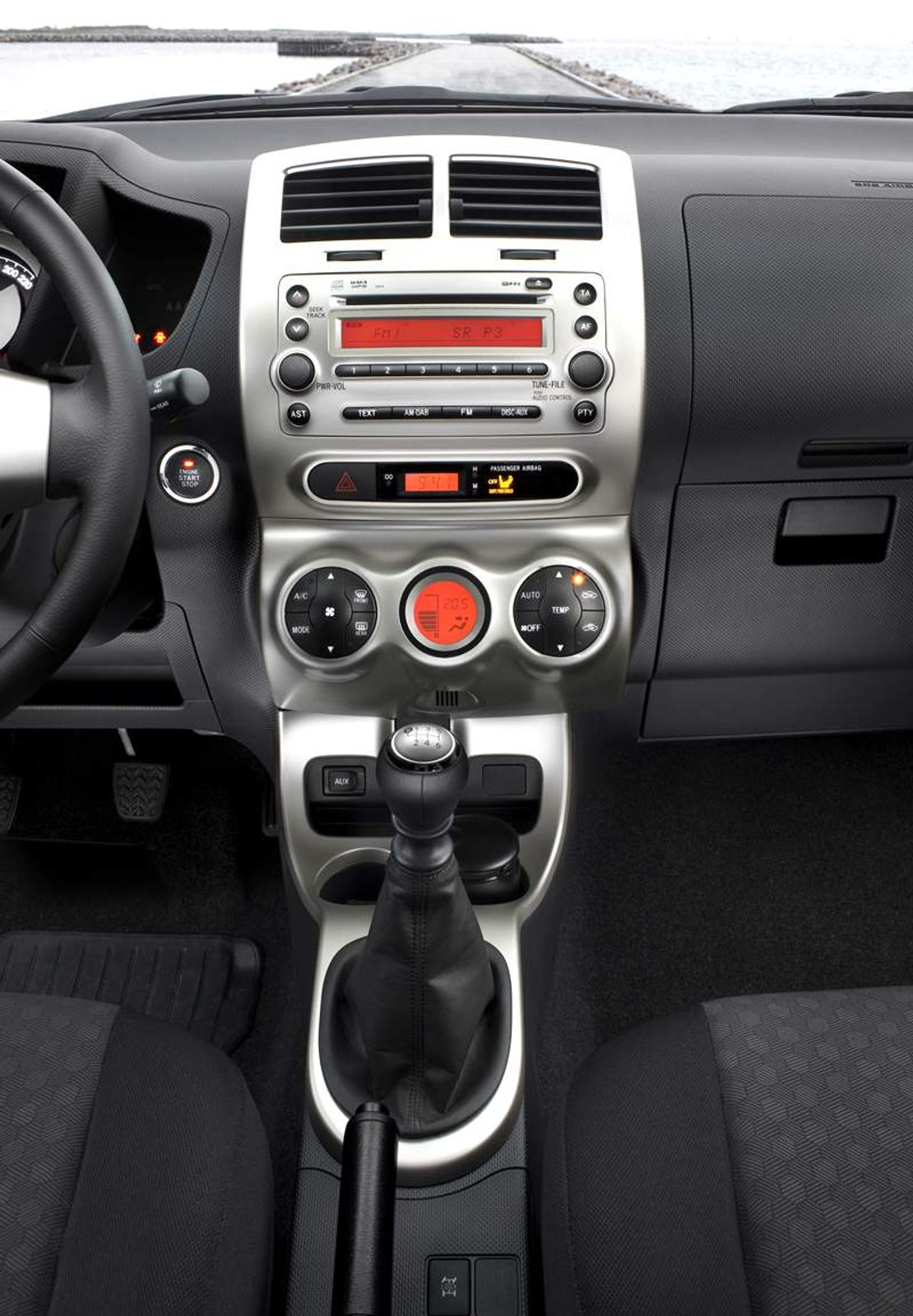 Paryż 2008: Toyota Urban Cruiser – miejski crossover z napędem 4x4 i nowym silnikiem 1,33 Dual VVT-i