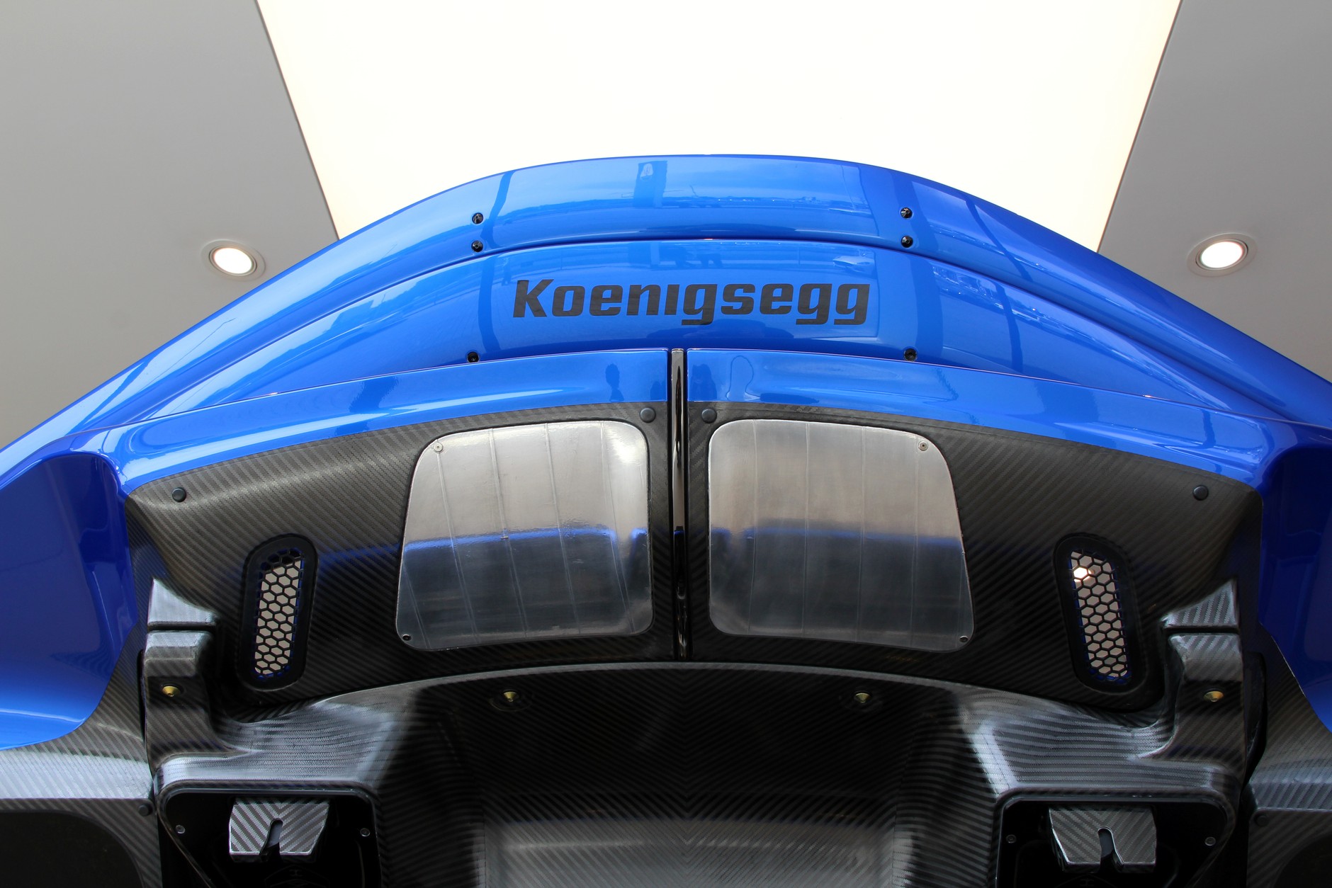 Koenigsegg Jesko Attack