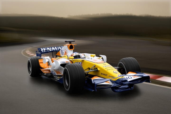 Bolidy Formuły 1 Renault podczas Classic Days