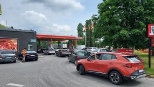 Dzisiaj na 400 stacjach ceny paliw spadną o 50 gr. Ta promocja poprzedza akcję rabatową