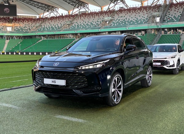 Widziałem nowe MG HS. Ten SUV może jeszcze mocniej namieszać na polskim rynku