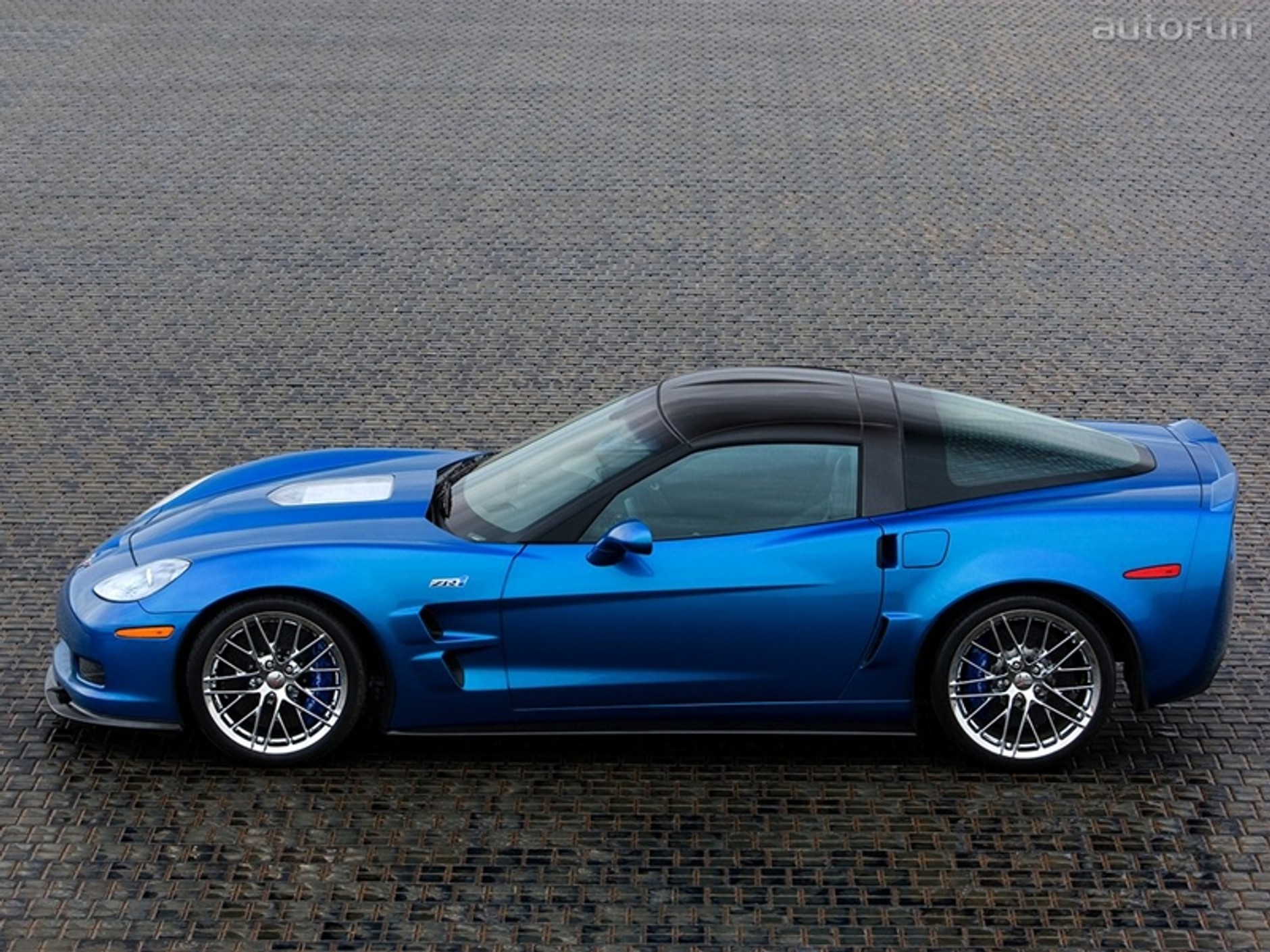 Viper przeciwko Corvette