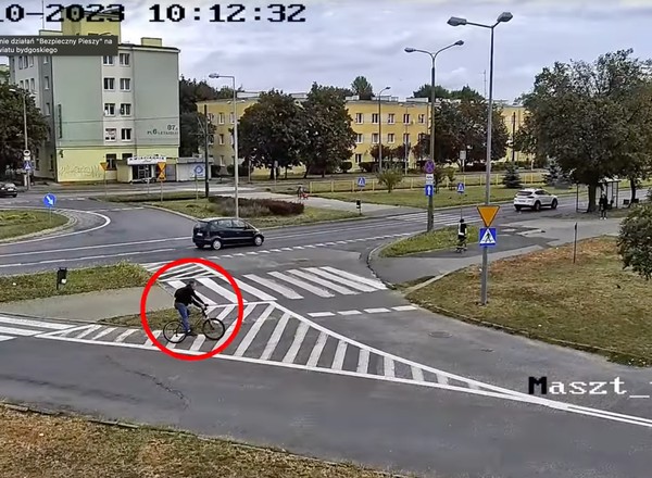 Kierowcy i piesi byli bez szans. Policjanci skorzystali z nietypowego rozwiązania [WIDEO]
