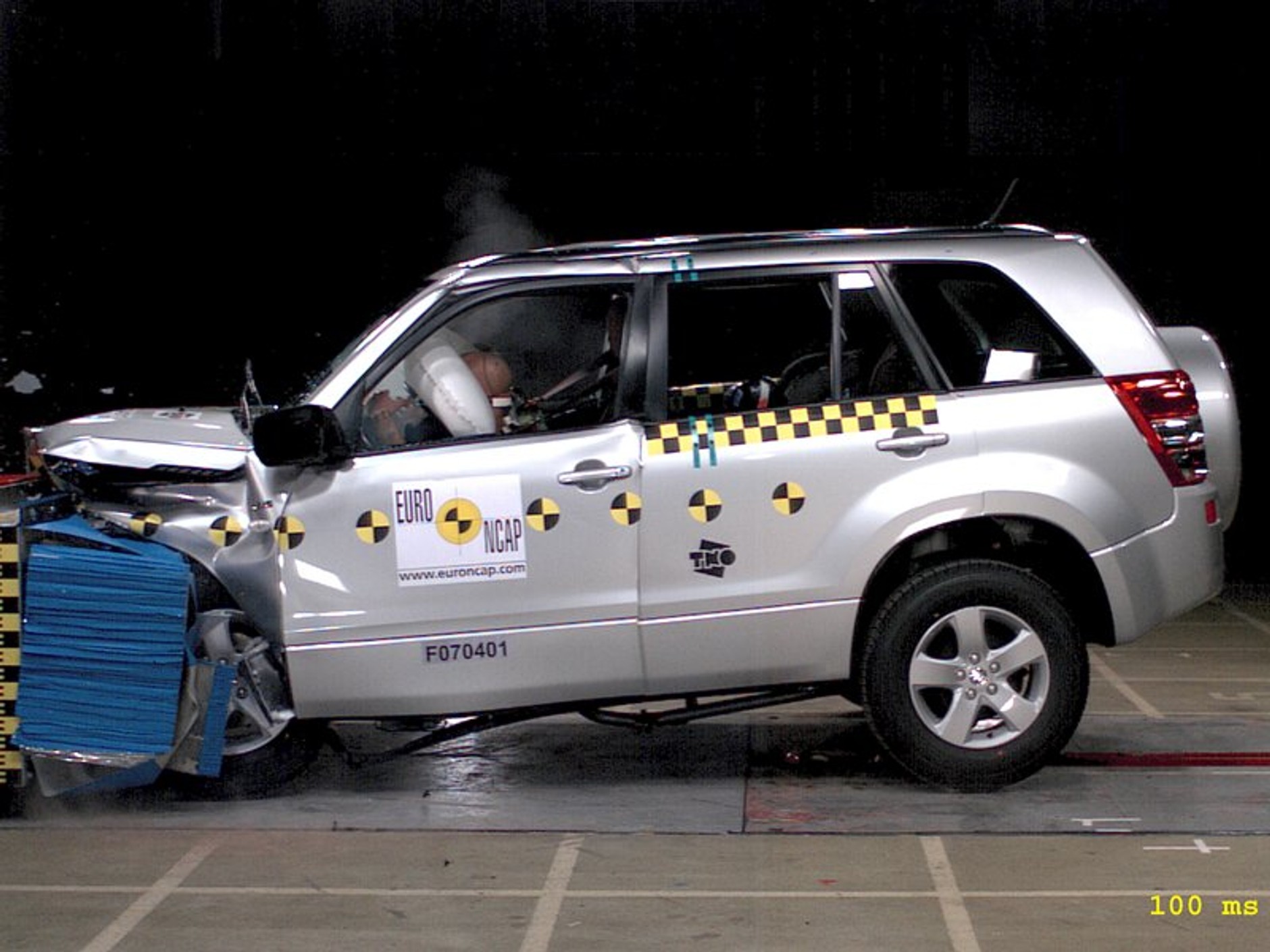 Nowe testy EuroNCAP: Land Rover Freelander 2 i Suzuki Grand Vitara