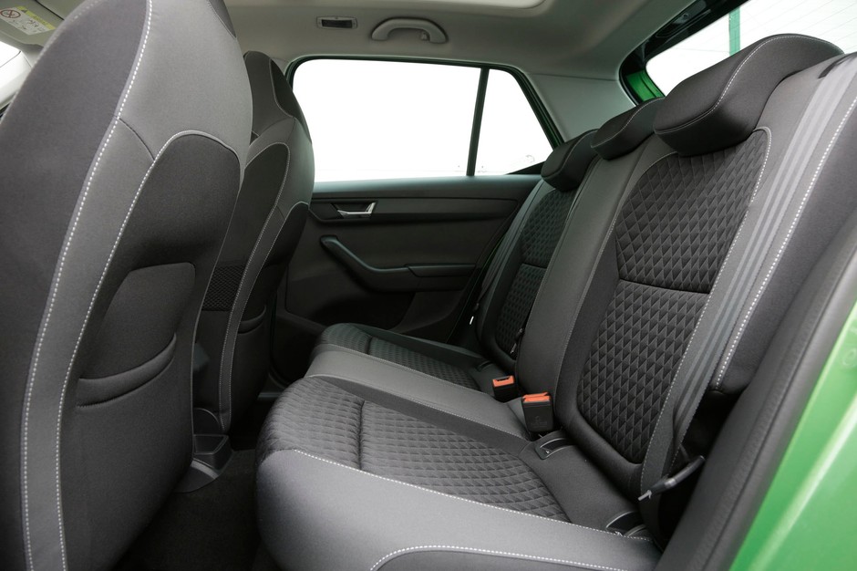 Skoda Fabia 1.2 TSI kontra Suzuki Baleno 1.0 Boosterjet - kto tu jest bez szans?