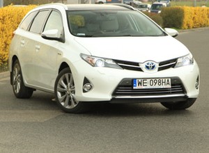 Toyota Auris Hybrid | test długodystansowy
