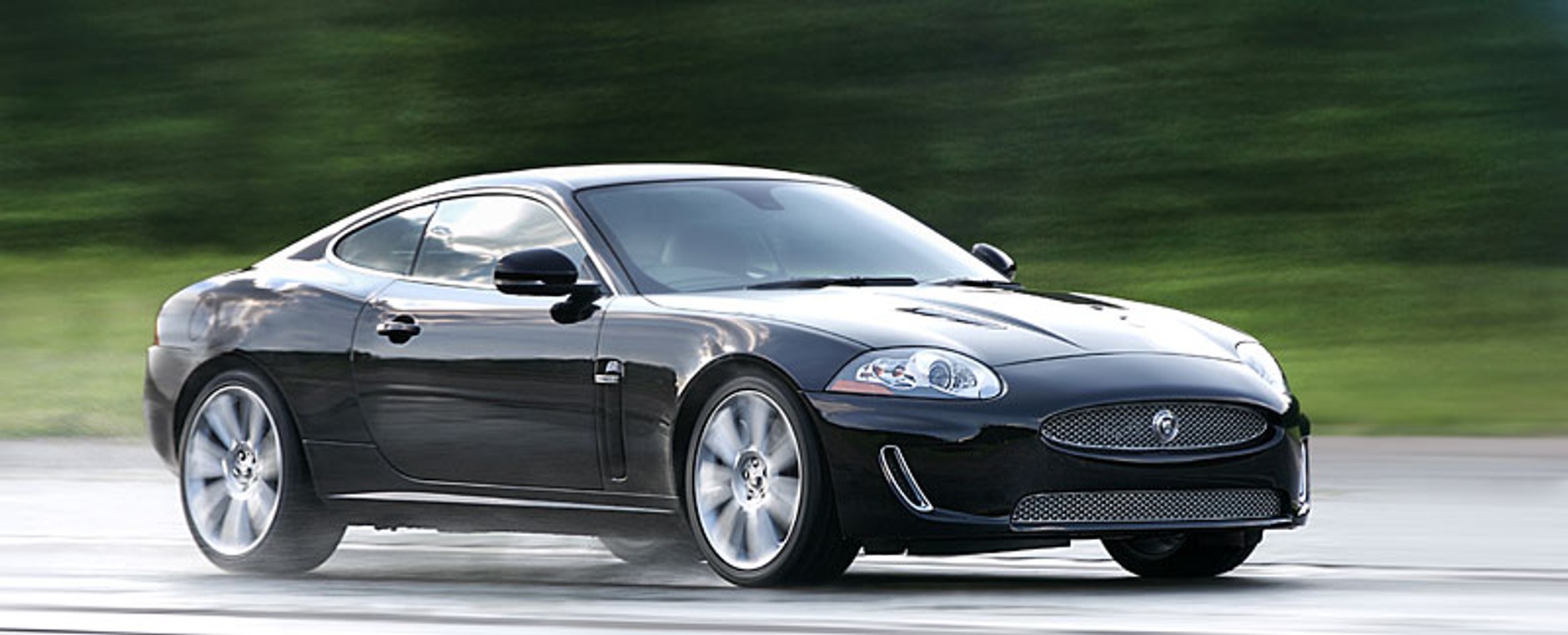 Detroit 2009: Jaguar XK i XKR 2010 – nowe silniki 5,0 V8 i niewielki facelifting