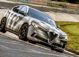 Alfa Romeo Stelvio Q – szybka jak diabli na zielonym piekle