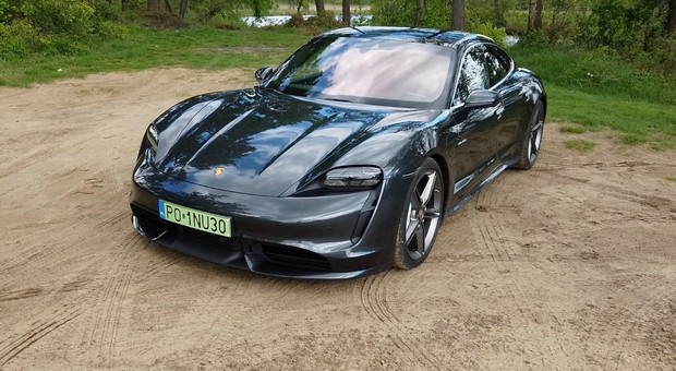 Porsche Taycan Turbo - jest szybkie, ale czy to ma sens?