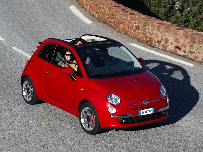 Fiat 500C: nowe informacje i zdjęcia włoskiego kabrioletu (fotogaleria)