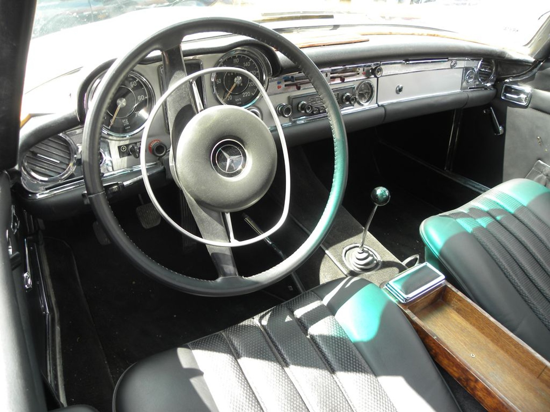 VII Zlot ‘Mercedesem po Wiśle’ w Płocku (galeria)