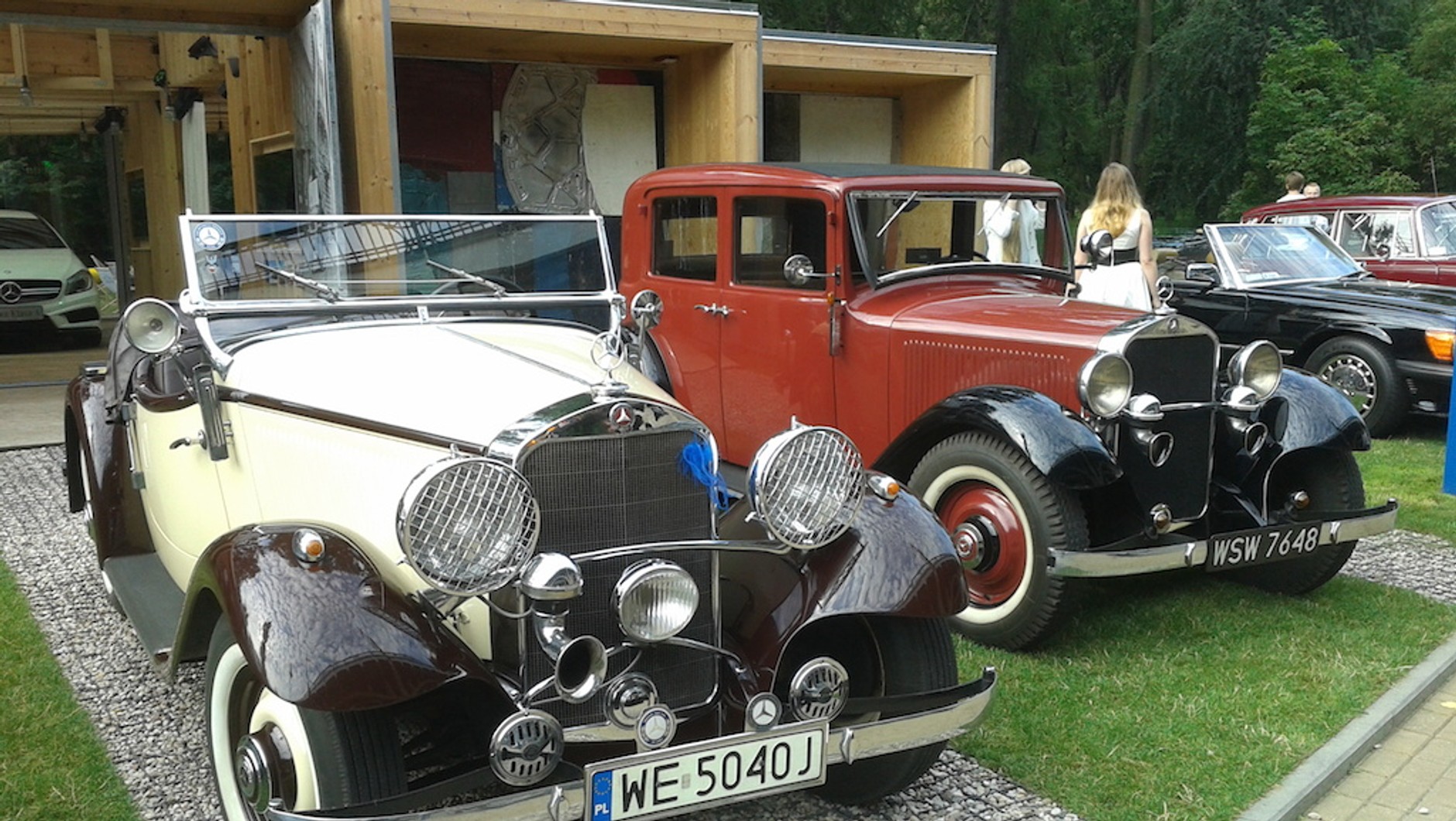 Mercedes 200 radster z 1936 r. oraz model 200 z 1933 r.