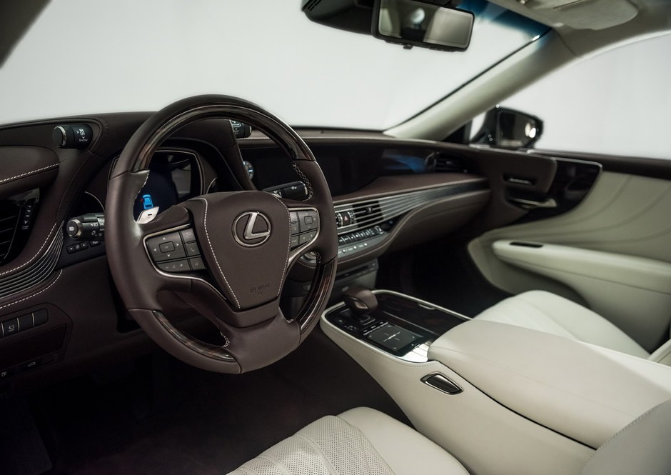 Lexus LS 2017