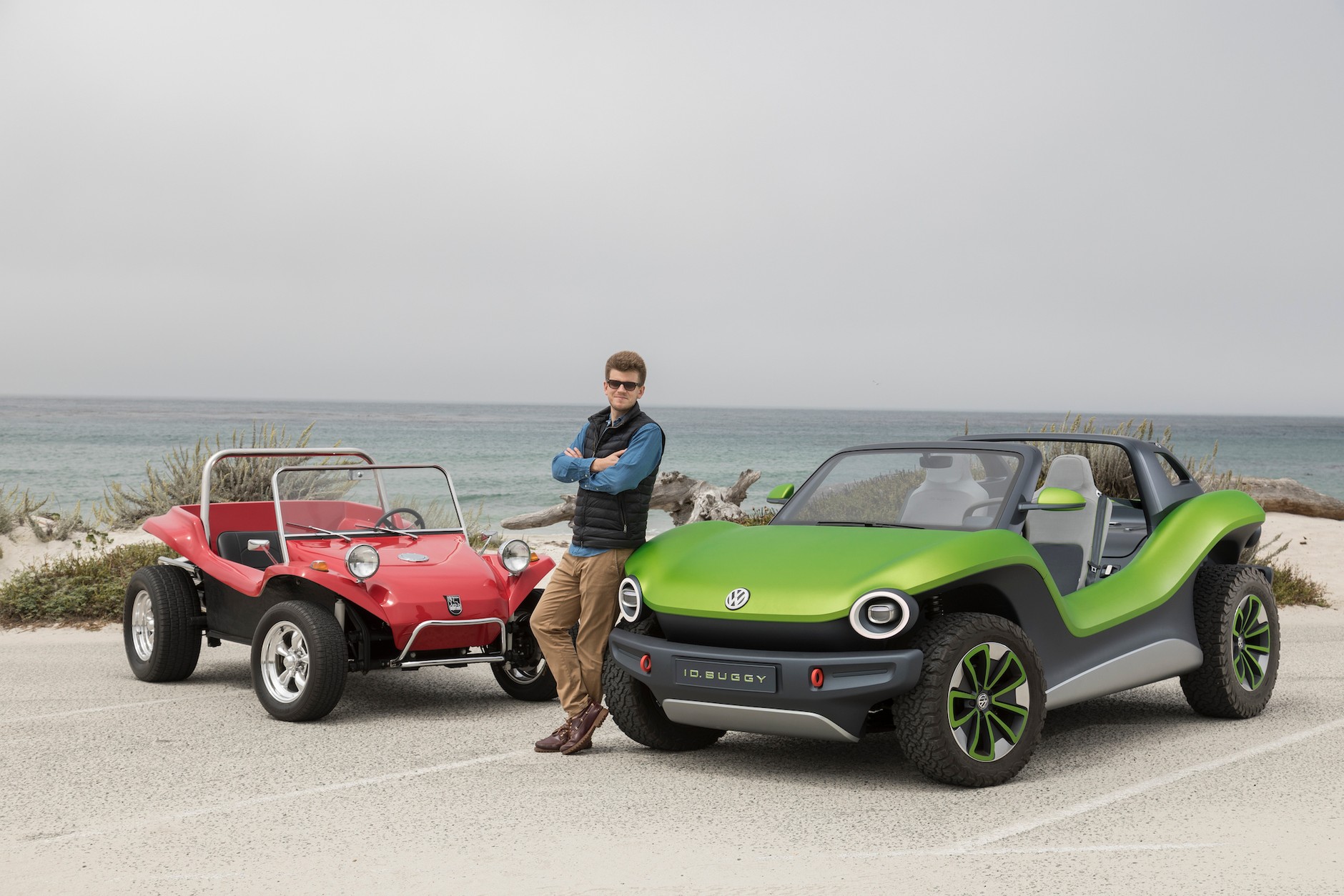 Błażej Buliński przy VW ID. Buggy i Meyers Manx