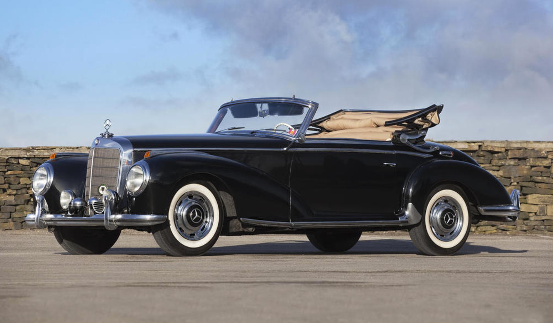 Aukcja zabytkowych Mercedesów