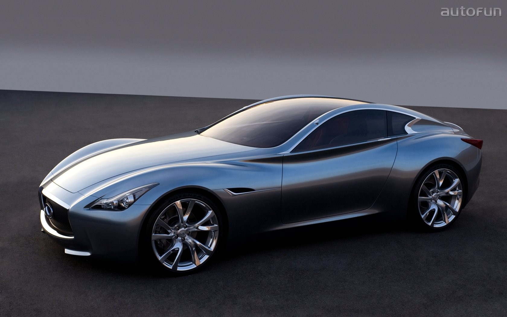 Infiniti Essence
