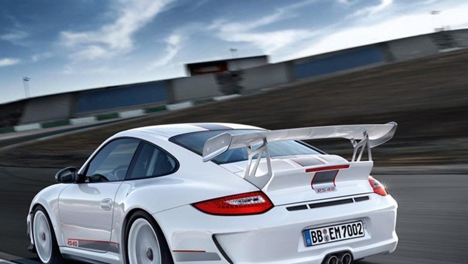 Porsche 911 GT3 RS 4.0 – Drogowa wyścigówka (video)