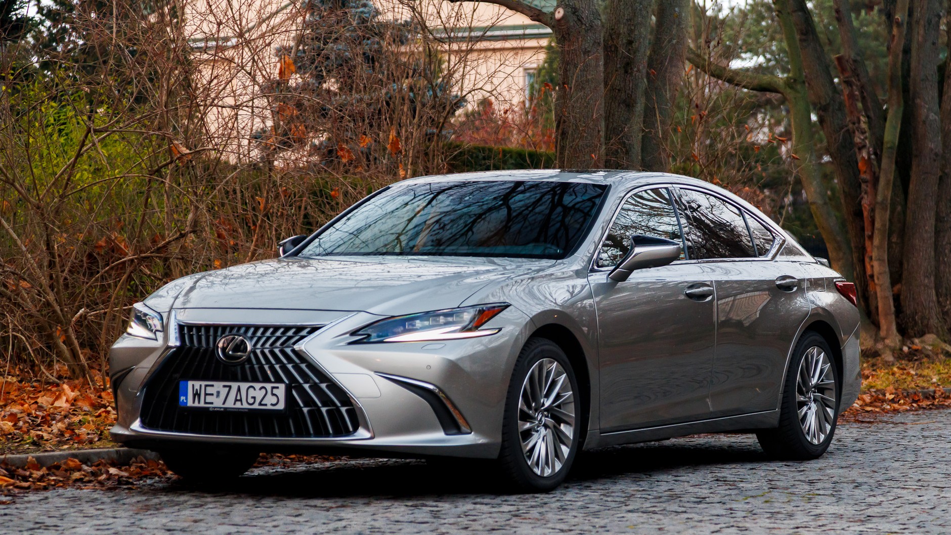 2024 Lexus ES300h