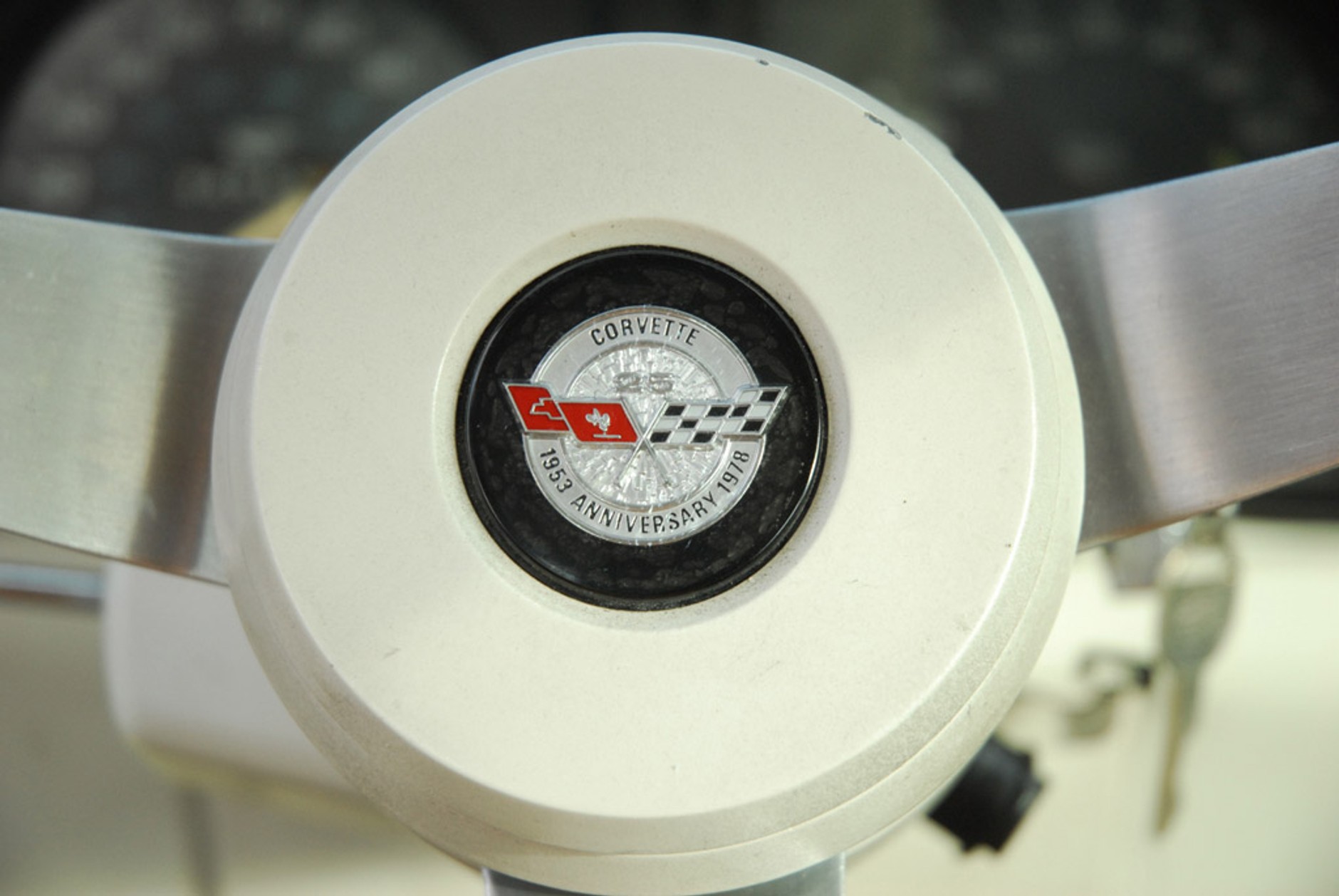 Chevrolet Corvette C3: kultowa płaszczka z plastiku