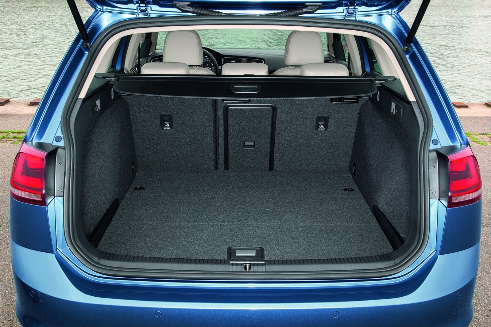 Volkswagen Golf VII Variant