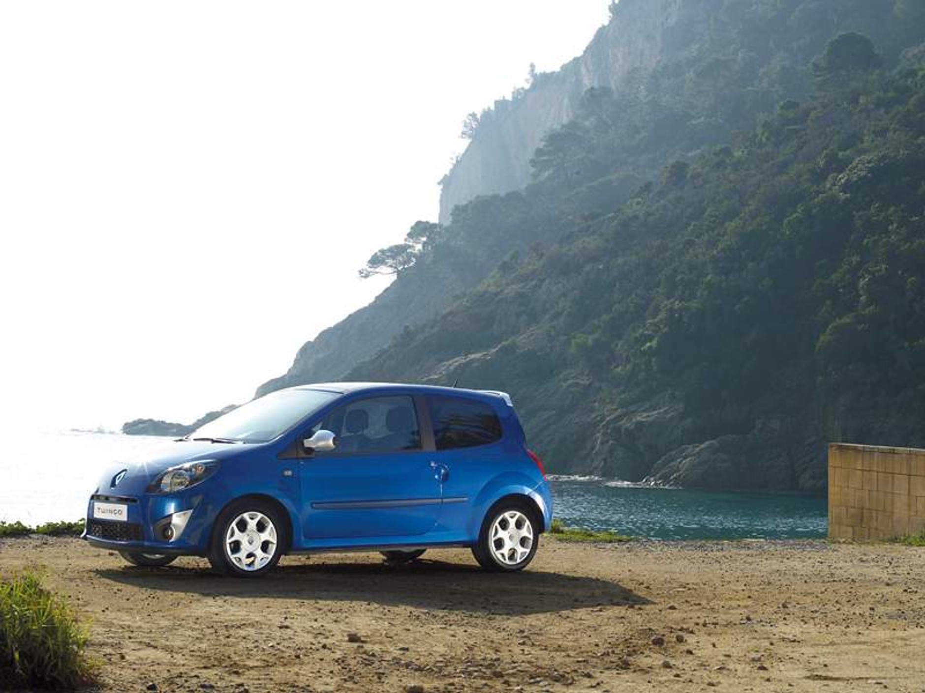 Renault Twingo II: druga generacja po 14 latach