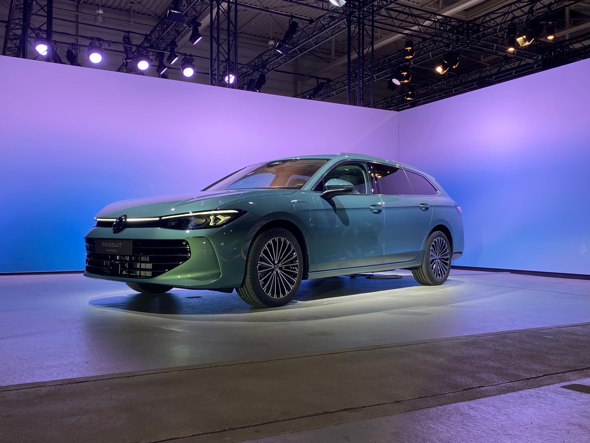 2024 Volkswagen Passat B9