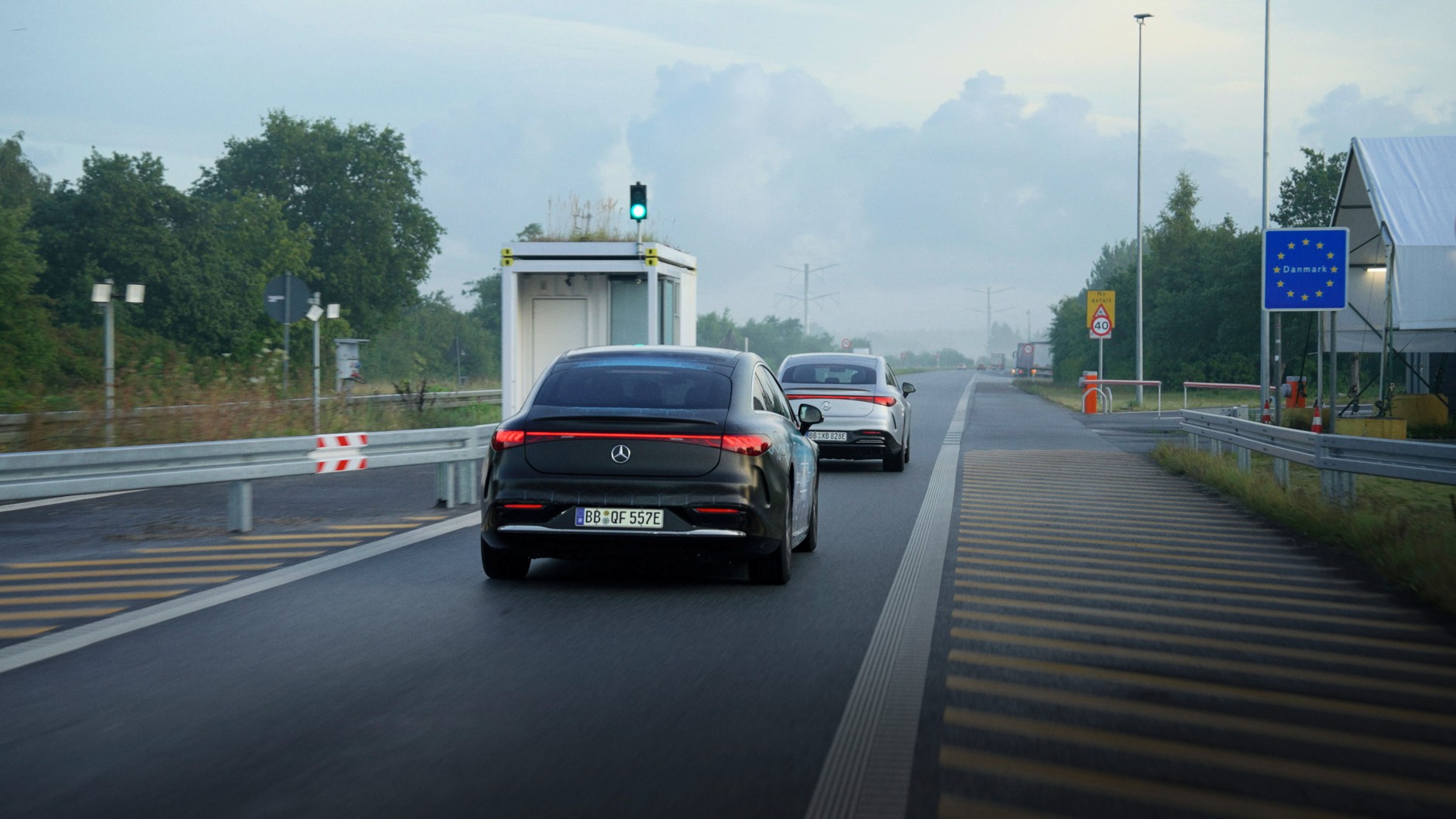 Długodystansowy test Mercedesa EQS z akumulatorem półprzewodnikowym