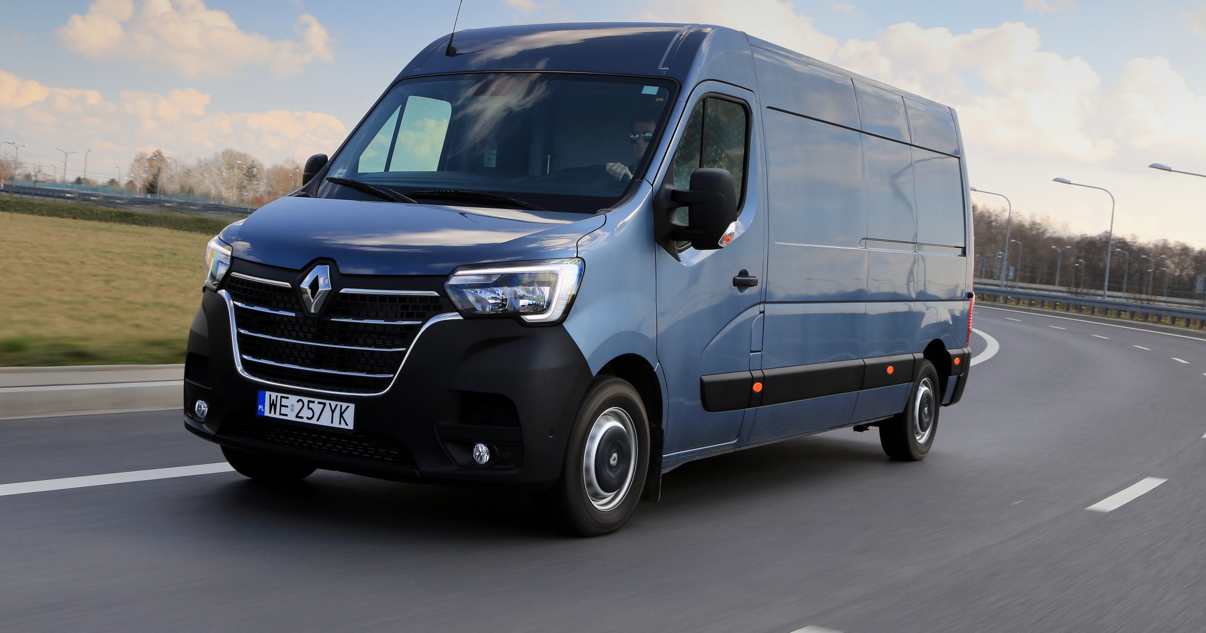 Renault Master 2019 L3H2 zabudowa kurierska