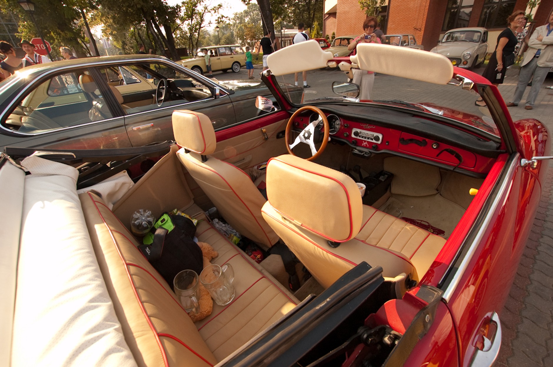 Stare jak Nowe: czyli druga młodość klasycznych aut