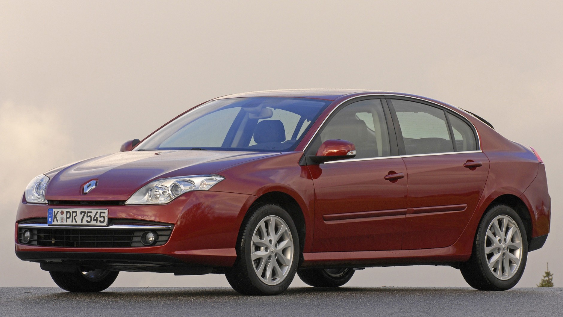 Peugeot 407 (2004-11) - konkurent